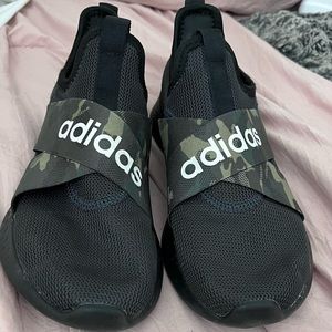 Camo Adidas shoes size 8 1/2